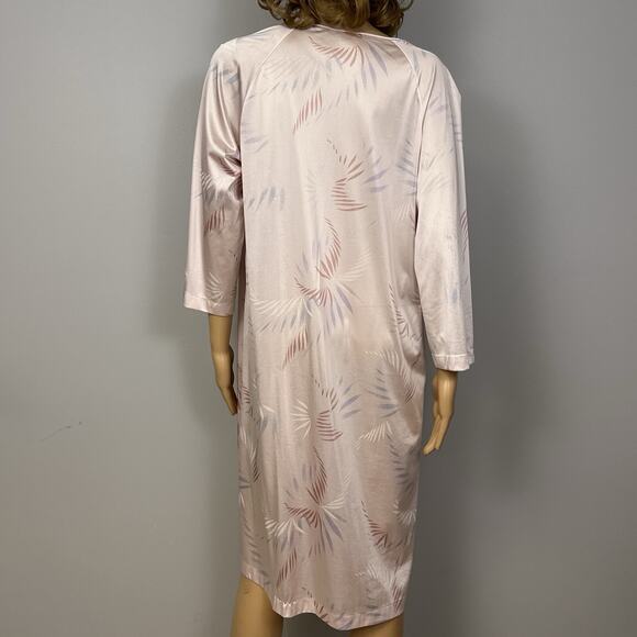 Vintage Vanity Fair Nightgown 34 Pink Antron III Nylon Satin Robe Lace Button - Picture 5 of 8